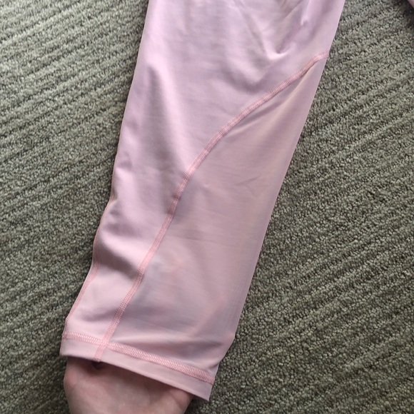 Pink Victoria’s Secret Sport Capris Leggings - Picture 5 of 5